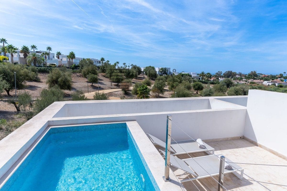 4 camera da letto Casa in vendita in Rio Real con piscina garage - 1.420.000 € (Rif: 9895651)