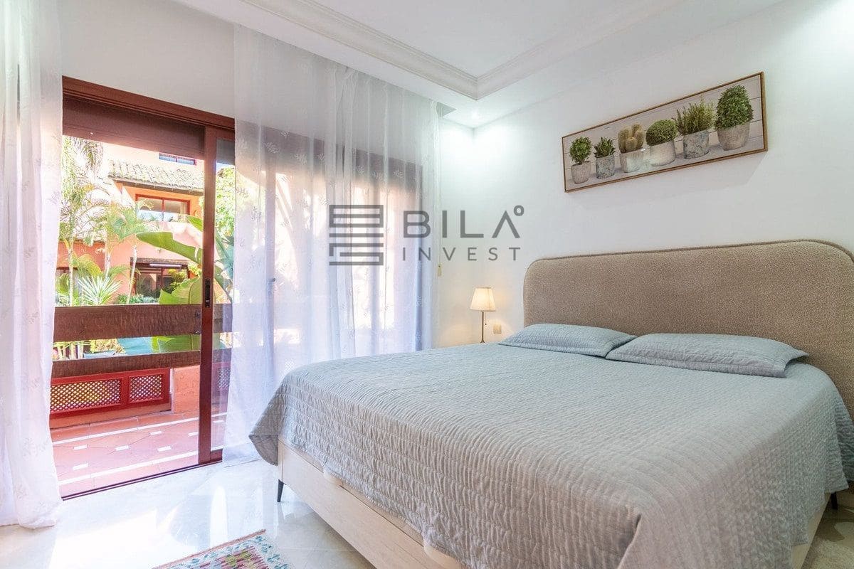 3 Zimmer Wohnung zu verkaufen in Elviria mit Pool - 659.000 € (Ref: 9895652)