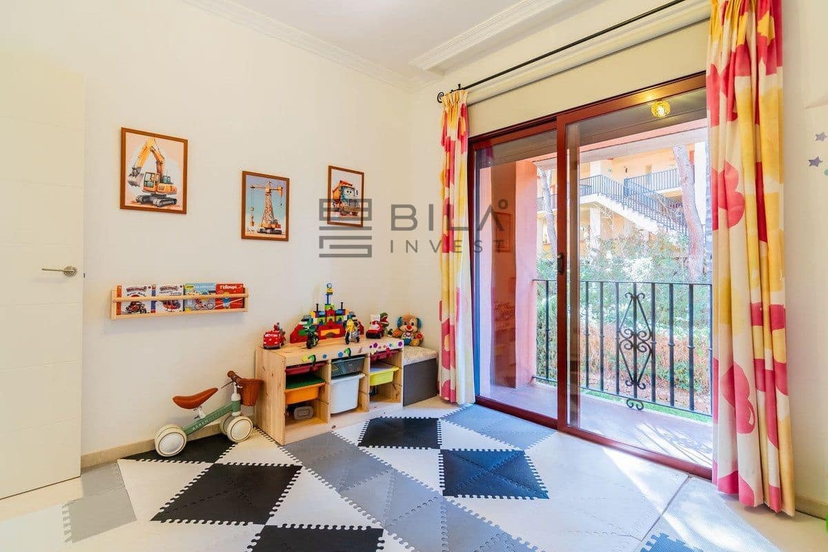 3 Zimmer Wohnung zu verkaufen in Elviria mit Pool - 659.000 € (Ref: 9895652)