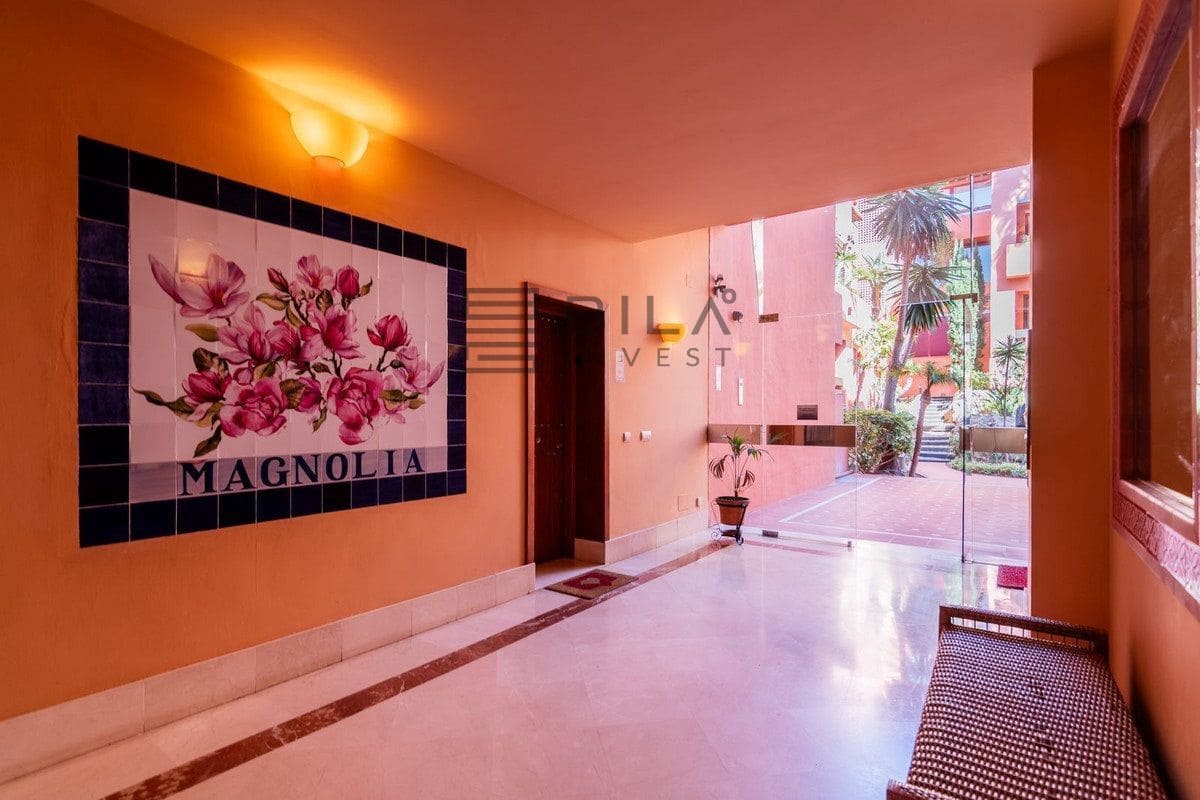 3 Zimmer Wohnung zu verkaufen in Elviria mit Pool - 659.000 € (Ref: 9895652)