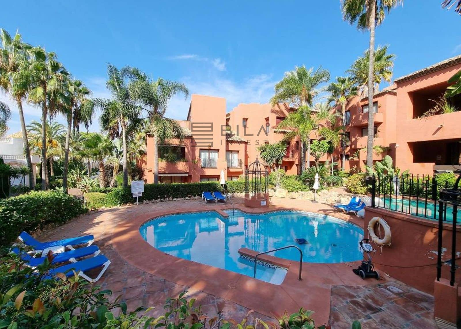3 Zimmer Wohnung zu verkaufen in Elviria mit Pool - 659.000 € (Ref: 9895652)