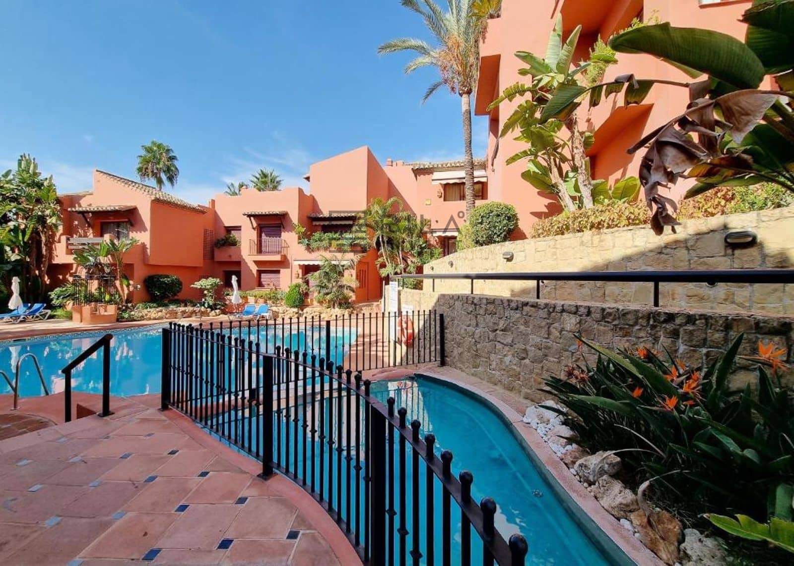 3 Zimmer Wohnung zu verkaufen in Elviria mit Pool - 659.000 € (Ref: 9895652)