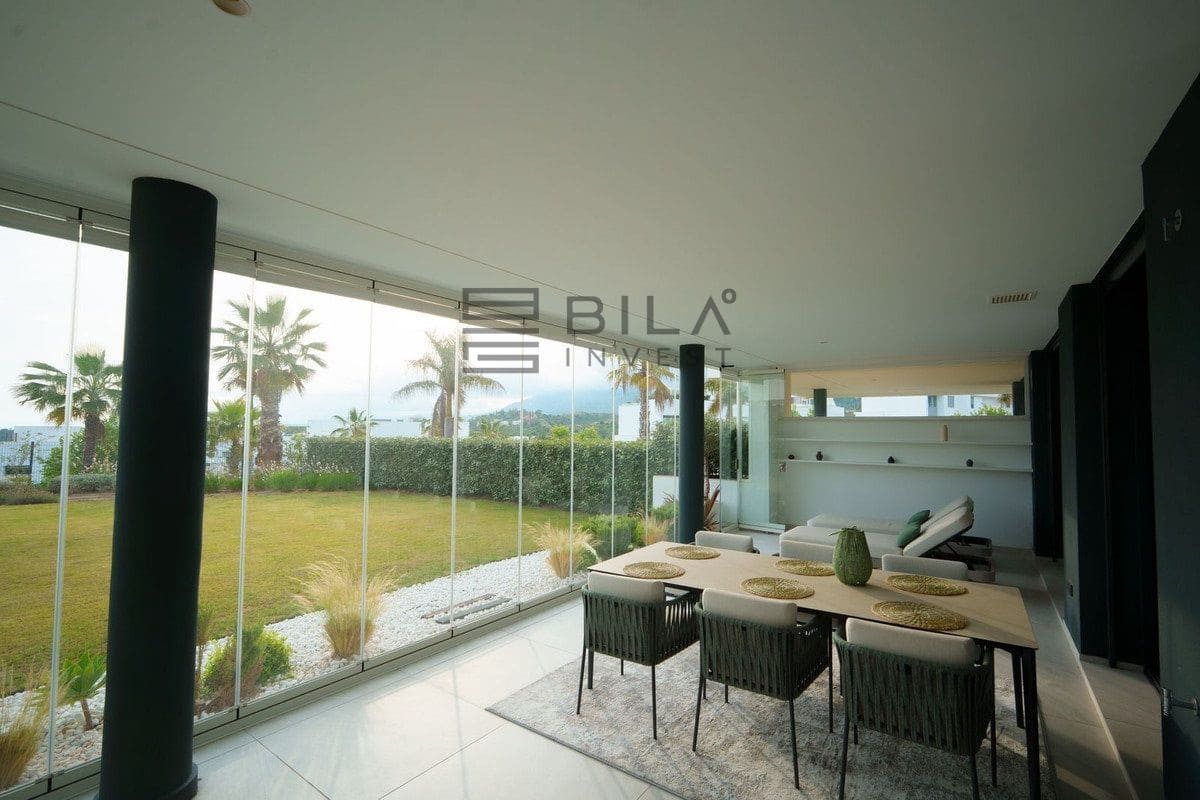 2 soveværelse Lejlighed til salg i Marbella med swimmingpool garage - € 1.250.000 (Ref: 9895653)