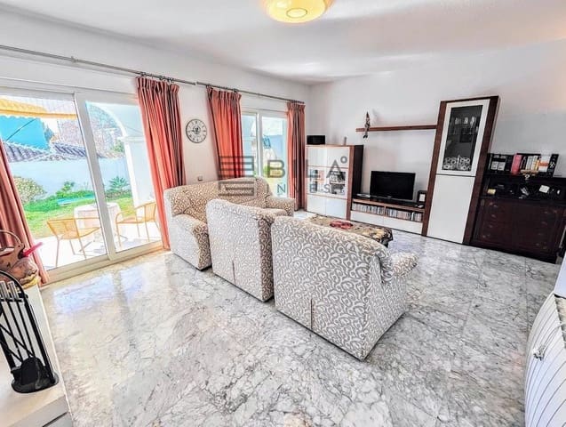4 quarto Moradia para venda em Benalmadena Costa, Benalmádena com piscina garagem - 890 000 € (Ref: 9897470)