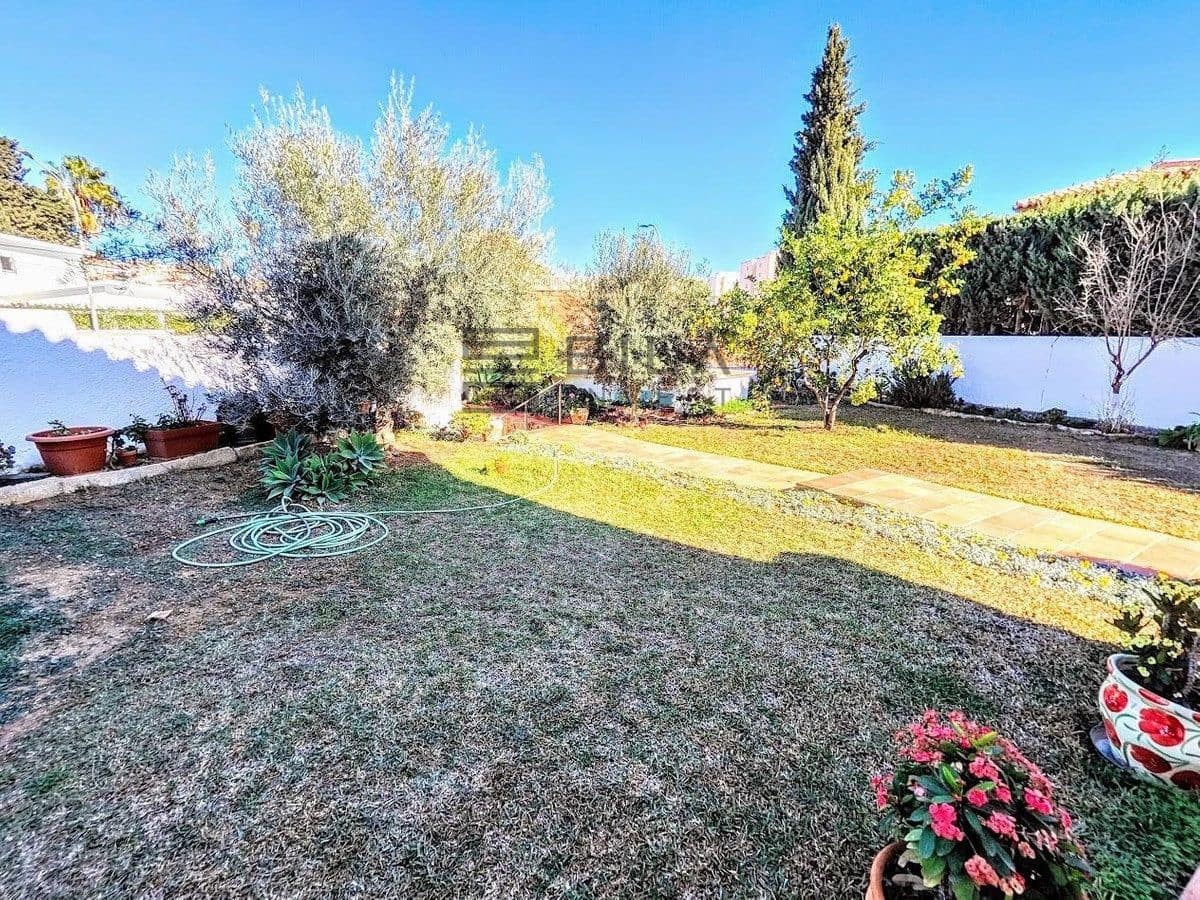 4 quarto Moradia para venda em Benalmadena com piscina garagem - 890 000 € (Ref: 9897470)