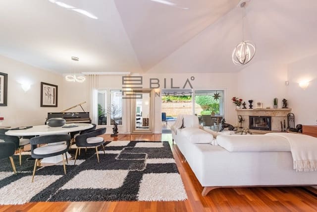 6 bedroom Villa for sale in La Sierrezuela, Mijas - € 1,495,000 (Ref: 9897471)