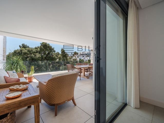 3 bedroom Flat for sale in Artola, Marbella with pool garage - € 925,000 (Ref: 9897472)