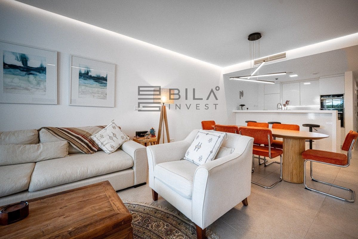 3 bedroom Flat for sale in Artola with pool garage - € 925,000 (Ref: 9897472)