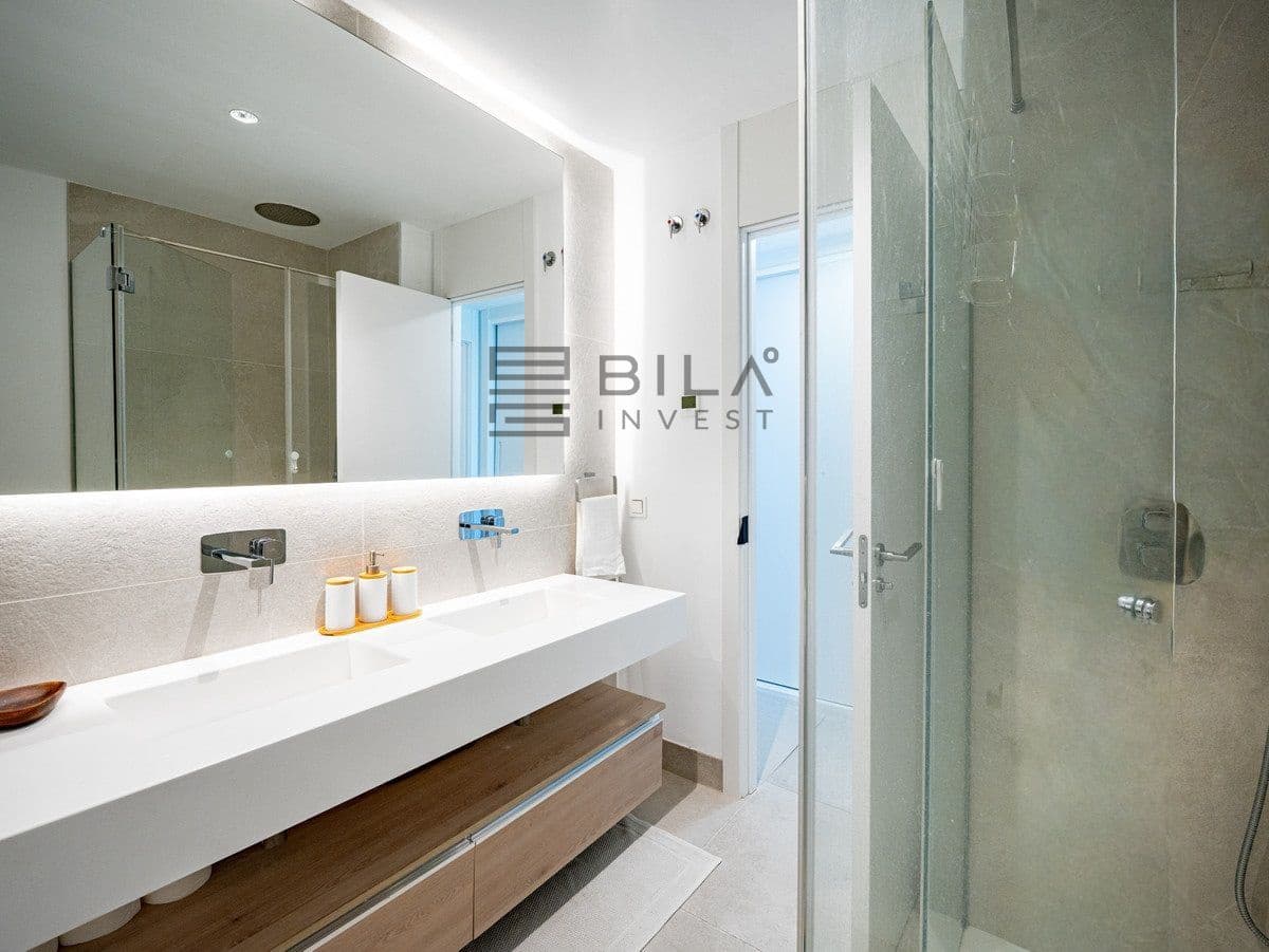 3 bedroom Flat for sale in Artola with pool garage - € 925,000 (Ref: 9897472)