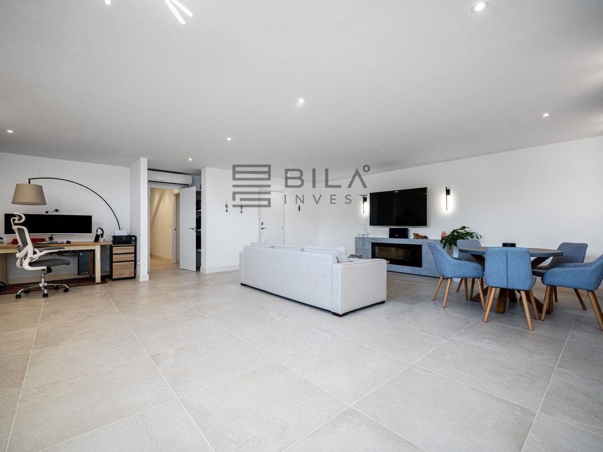 3 bedroom Flat for sale in Artola with pool garage - € 925,000 (Ref: 9897472)