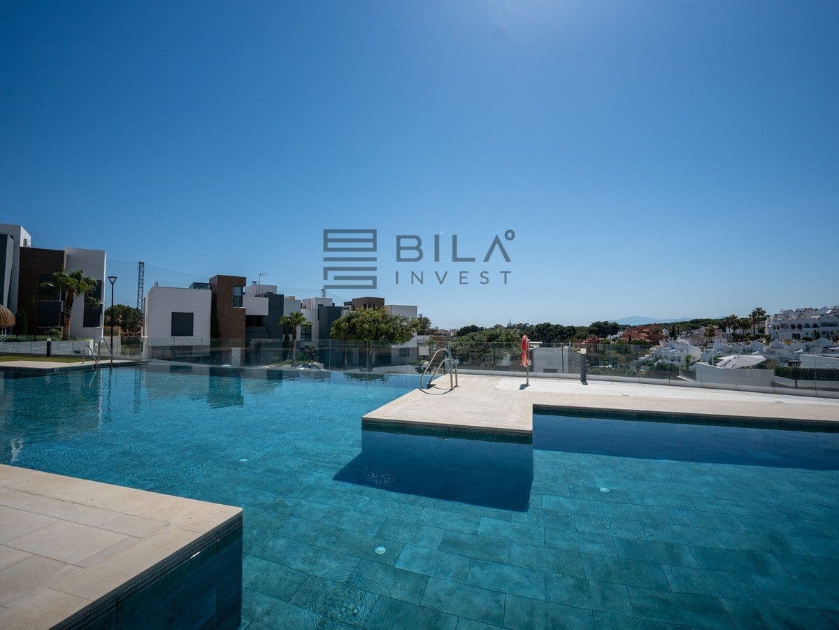 3 bedroom Flat for sale in Artola with pool garage - € 925,000 (Ref: 9897472)