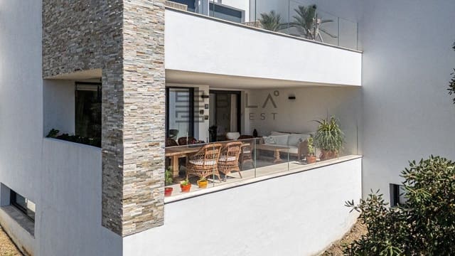 3 bedroom Flat for sale in Artola, Marbella with pool garage - € 925,000 (Ref: 9897472)