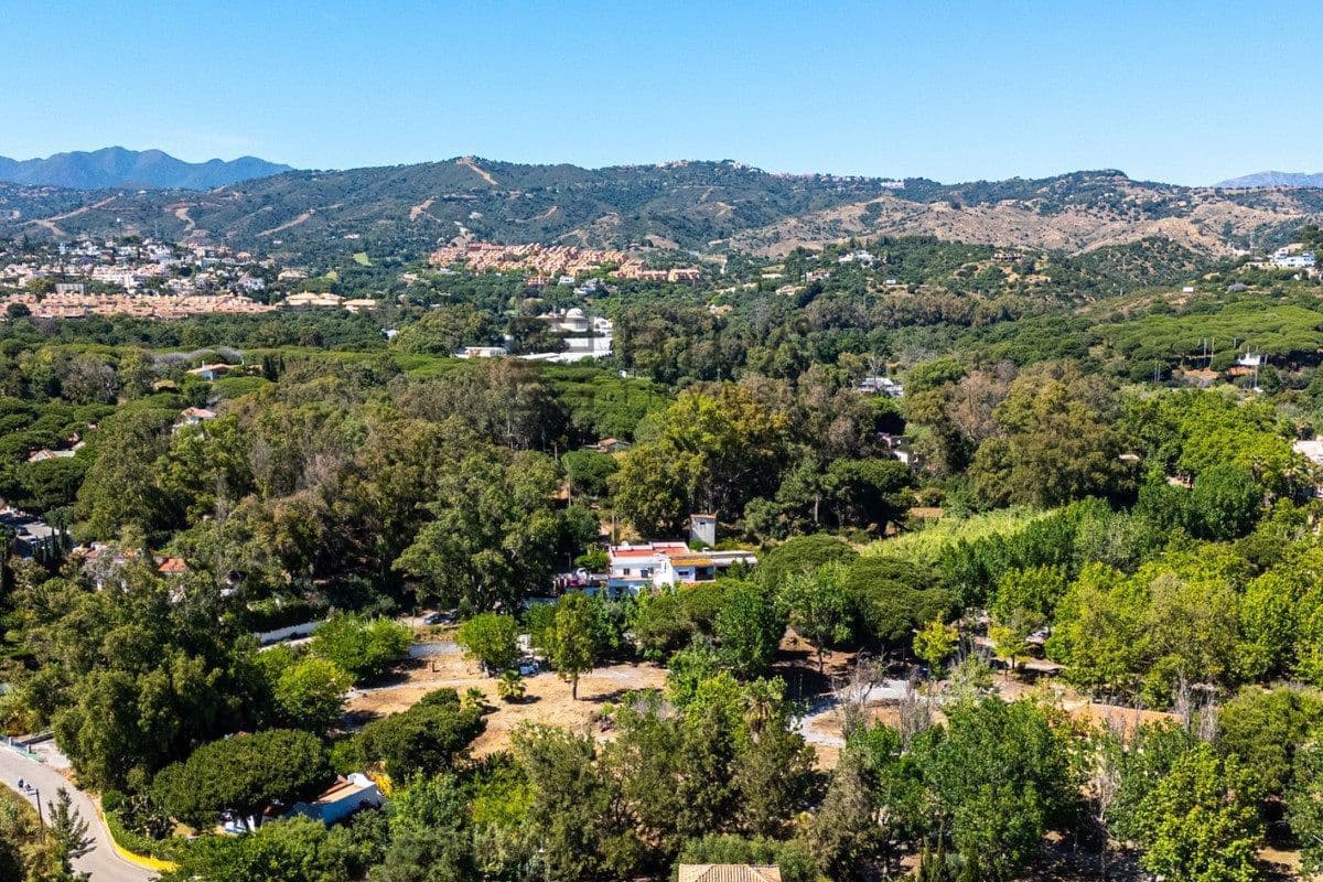 Piso de 2 habitaciones en Elviria en venta - 290.000 € (Ref: 9897473)