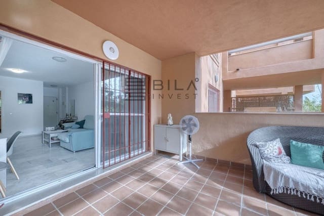 2 bedroom Flat for sale in La Reserva, Marbella - € 320,000 (Ref: 9898565)