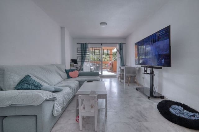 2 bedroom Flat for sale in La Reserva, Marbella - € 320,000 (Ref: 9898565)