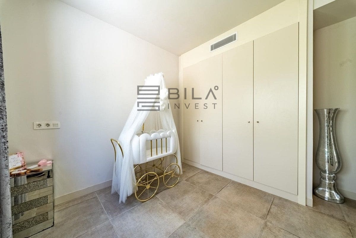 Casa de 4 habitaciones en La Cala de Mijas en venta con piscina garaje - 925.000 € (Ref: 9898566)