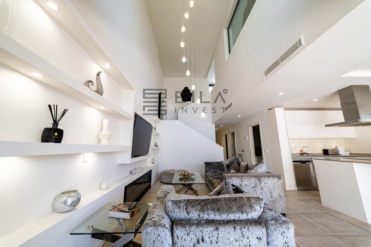 Casa de 4 habitaciones en La Cala de Mijas en venta con piscina garaje - 925.000 € (Ref: 9898566)