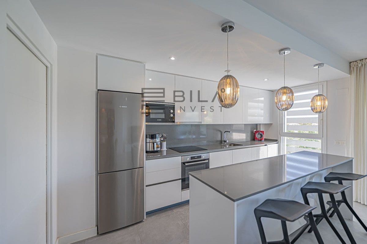 3 quarto Apartamento para venda em La Cala de Mijas com piscina garagem - 690 000 € (Ref: 9902040)