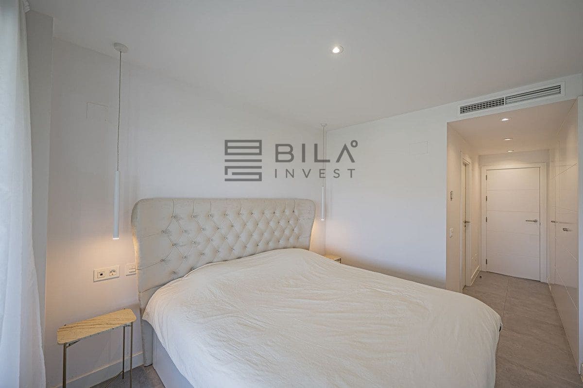 3 quarto Apartamento para venda em La Cala de Mijas com piscina garagem - 690 000 € (Ref: 9902040)
