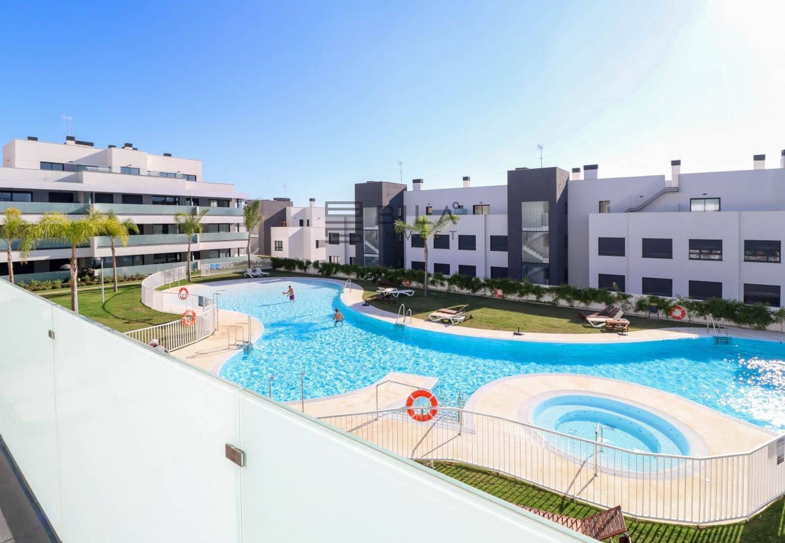 3 quarto Apartamento para venda em La Cala de Mijas com piscina garagem - 690 000 € (Ref: 9902040)