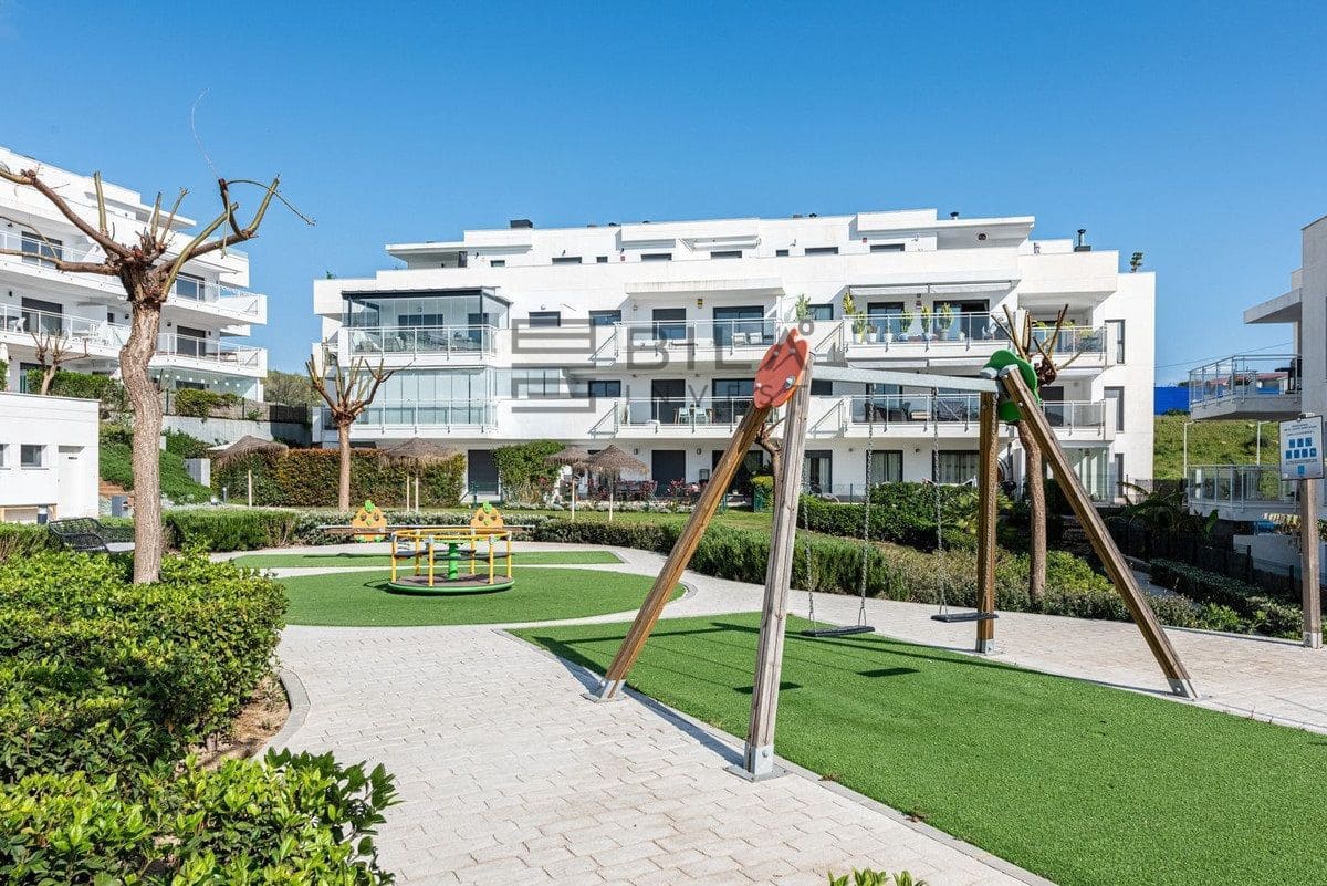2 Zimmer Wohnung zu verkaufen in La Cala de Mijas mit Pool Garage - 385.000 € (Ref: 9902041)