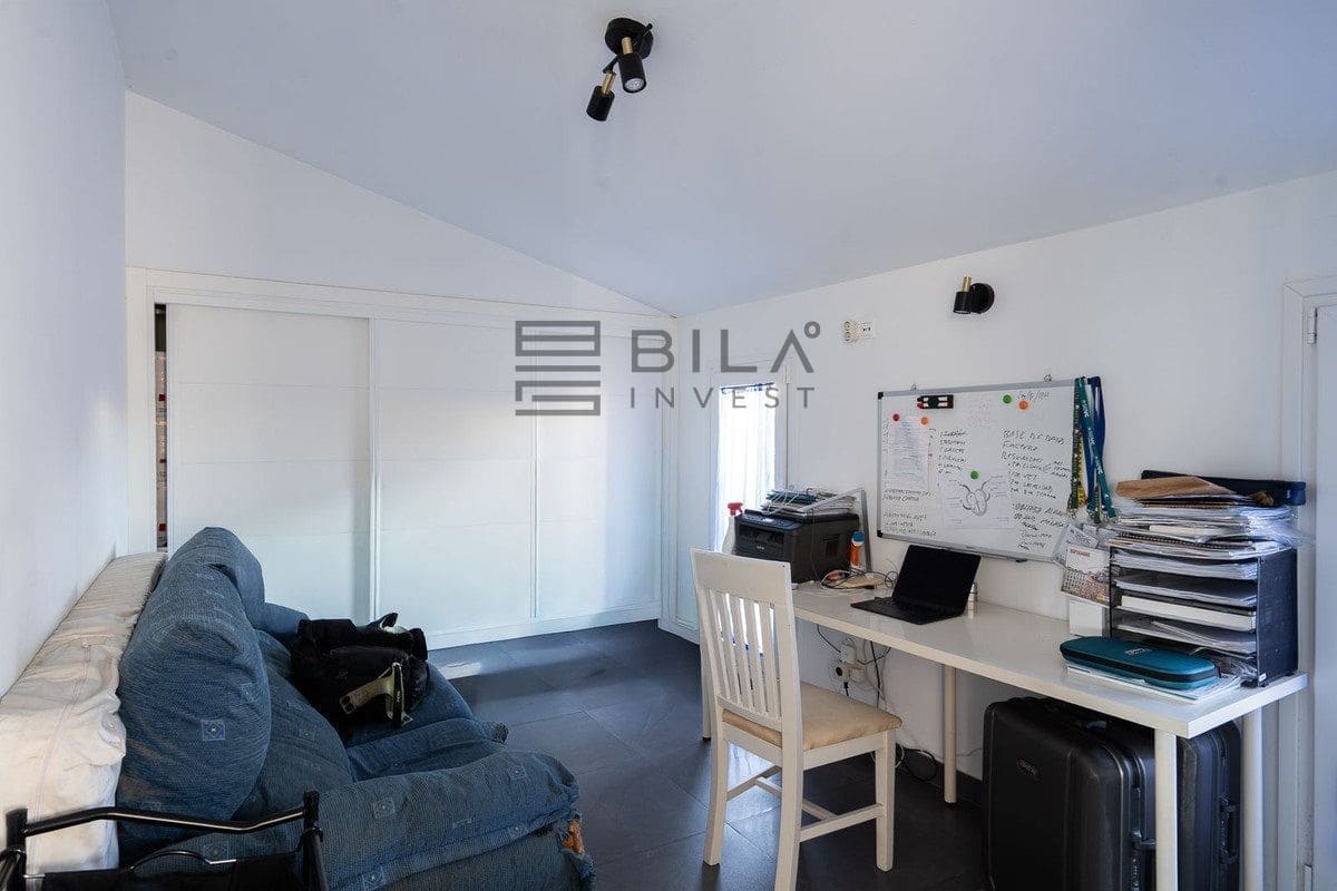 3 sovrum Villa till salu i El Faro med pool garage - 995 000 € (Ref: 9902043)
