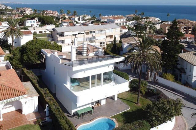 3 sovrum Villa till salu i El Faro, Mijas med pool garage - 995 000 € (Ref: 9902043)