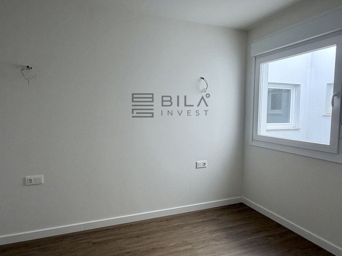 3 bedroom Penthouse for sale in Fuengirola with pool - € 369,000 (Ref: 9911895)