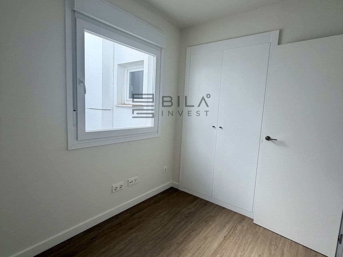 3 bedroom Penthouse for sale in Fuengirola with pool - € 369,000 (Ref: 9911895)