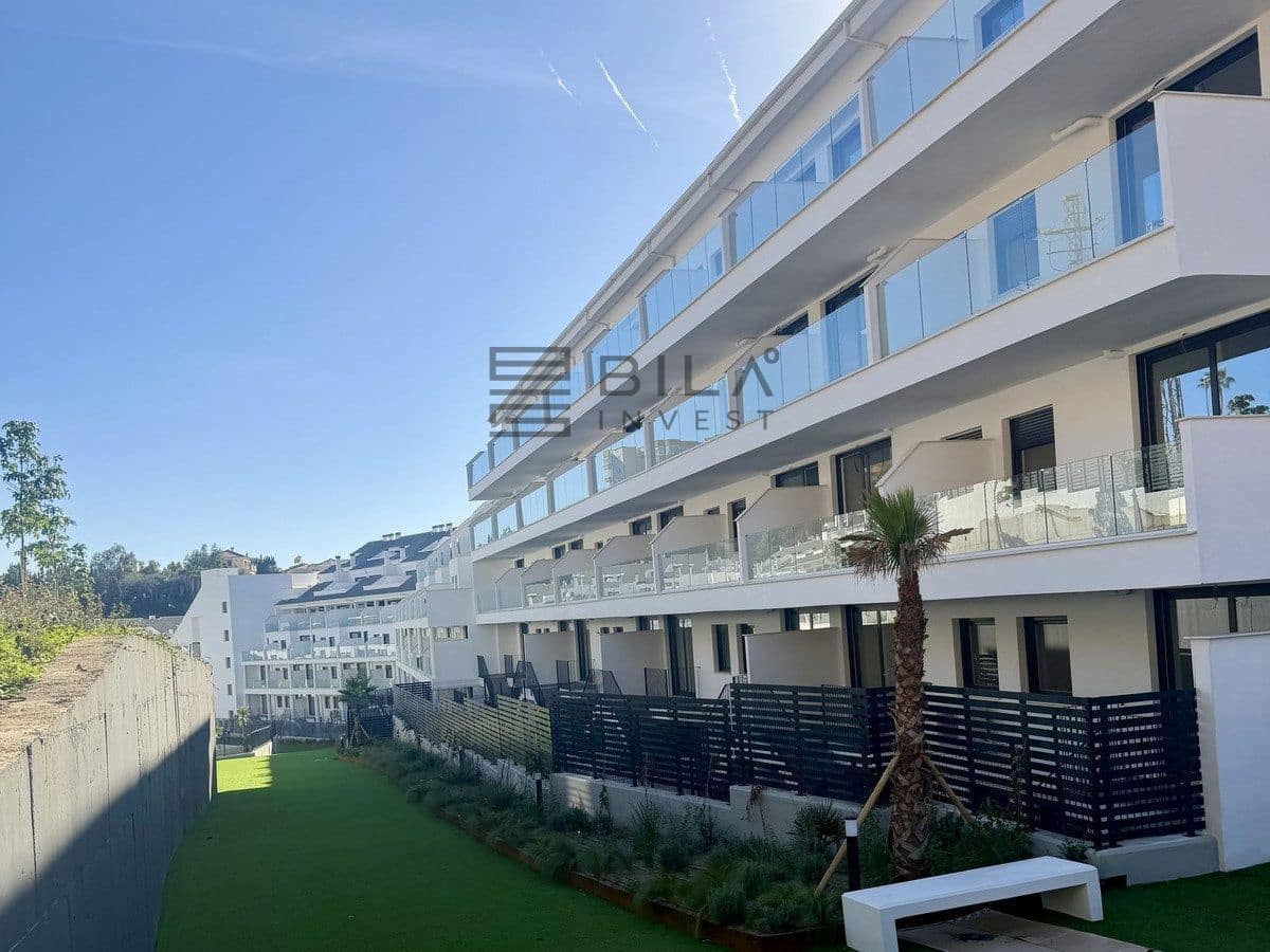 3 bedroom Penthouse for sale in Fuengirola with pool - € 369,000 (Ref: 9911895)