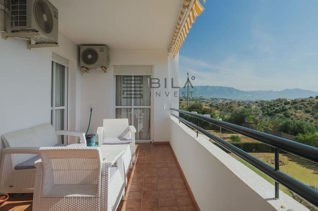 Piso de 2 habitaciones en Riviera del Sol, Mijas en venta con piscina garaje - 265.000 € (Ref: 9911896)
