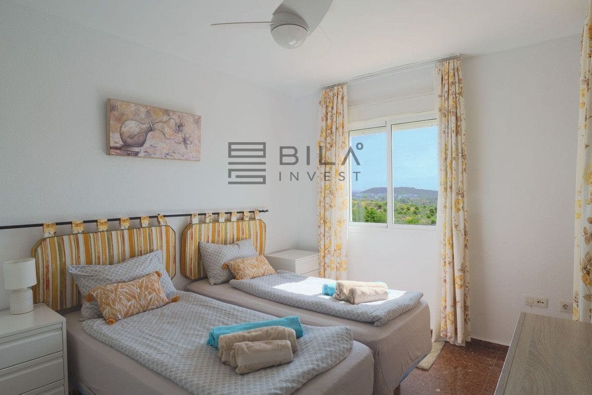 Piso de 2 habitaciones en Riviera del Sol en venta con piscina garaje - 265.000 € (Ref: 9911896)