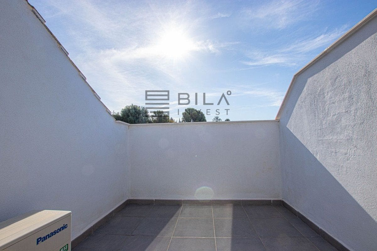3 sypialnia Penthouse na sprzedaż w Fuengirola z basenem - 349 950 € (Ref: 9911899)
