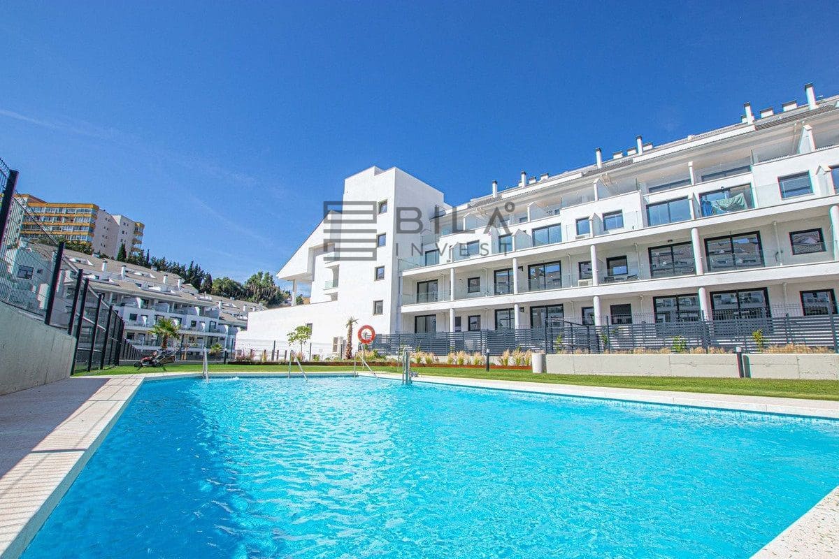 3 sypialnia Penthouse na sprzedaż w Fuengirola z basenem - 349 950 € (Ref: 9911899)