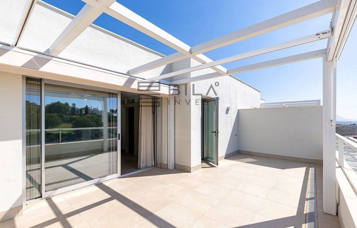 3 makuuhuone Kattohuoneisto myytävänä paikassa La Cala Golf mukana uima-altaan - 615 000 € (Ref: 9911900)