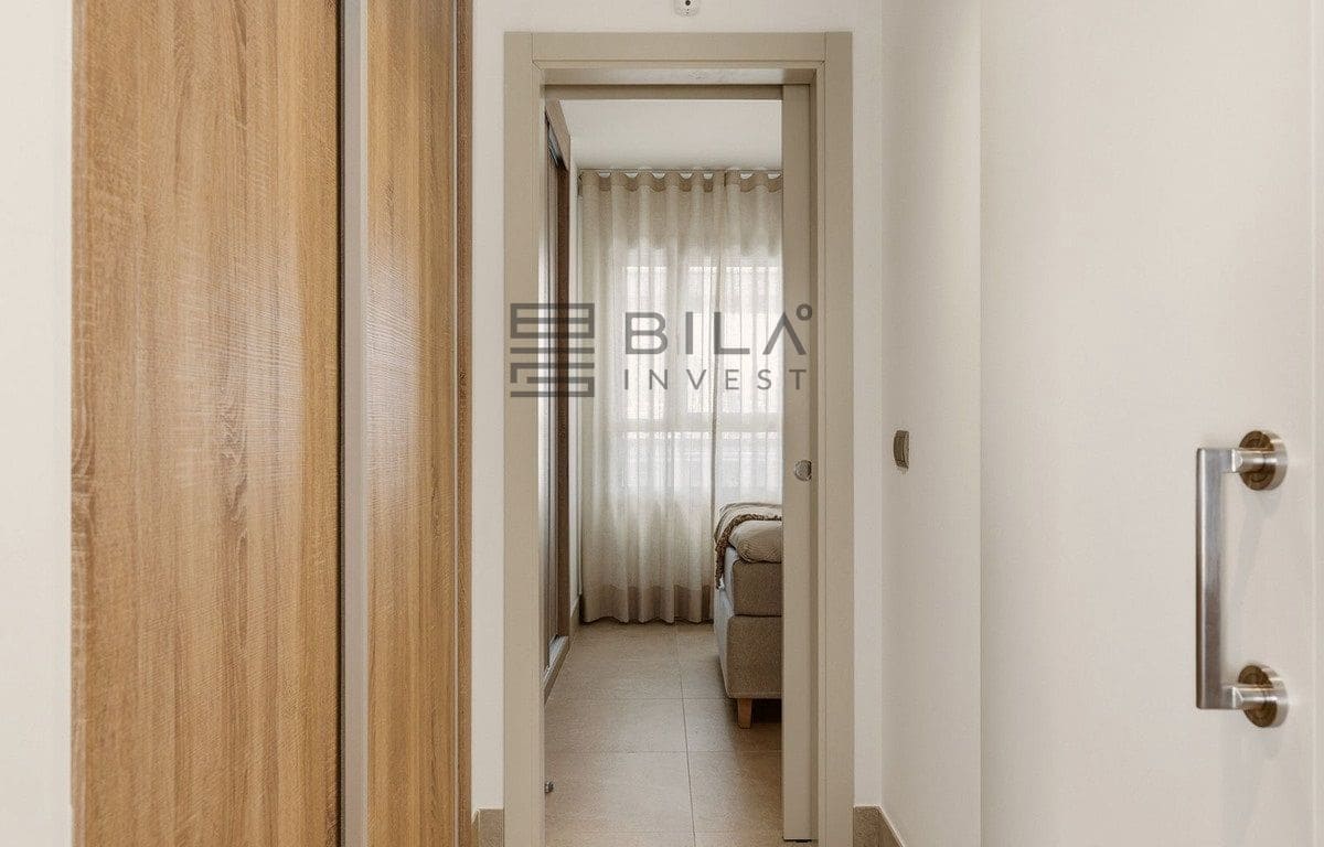 3 makuuhuone Kattohuoneisto myytävänä paikassa La Cala Golf mukana uima-altaan - 615 000 € (Ref: 9911900)
