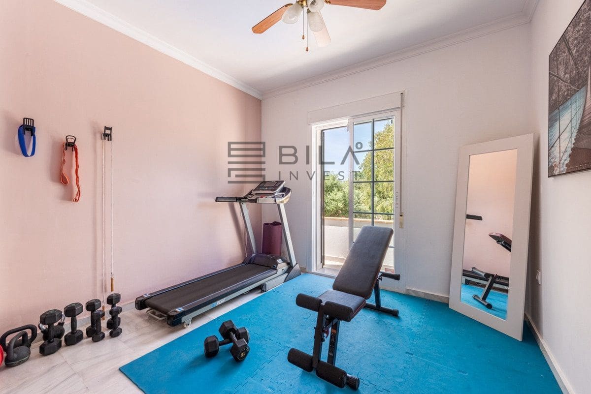 5 Zimmer Villa zu verkaufen in Cerro del Aguila mit Pool Garage - 975.000 € (Ref: 9911904)