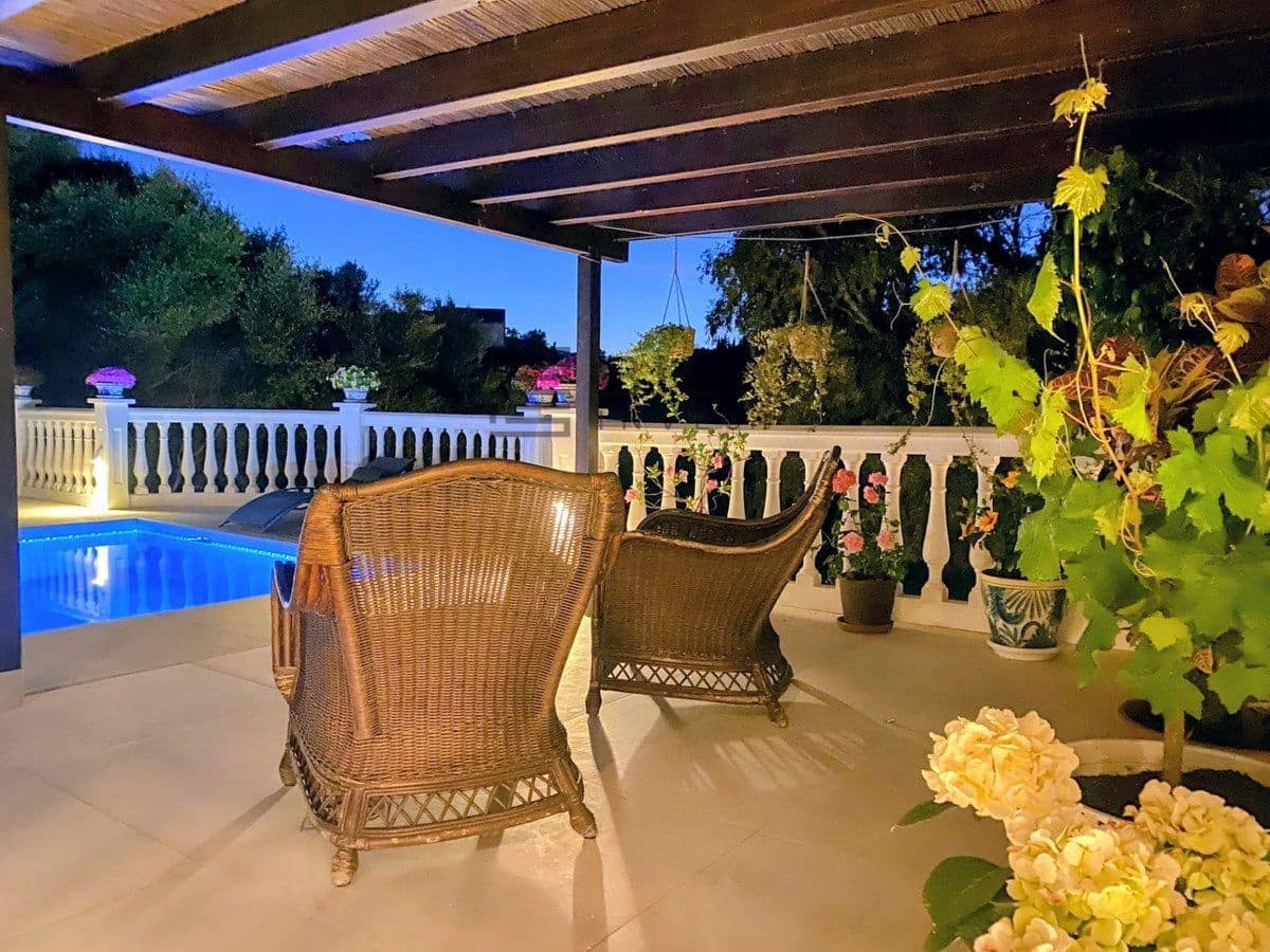 5 Zimmer Villa zu verkaufen in Cerro del Aguila mit Pool Garage - 975.000 € (Ref: 9911904)