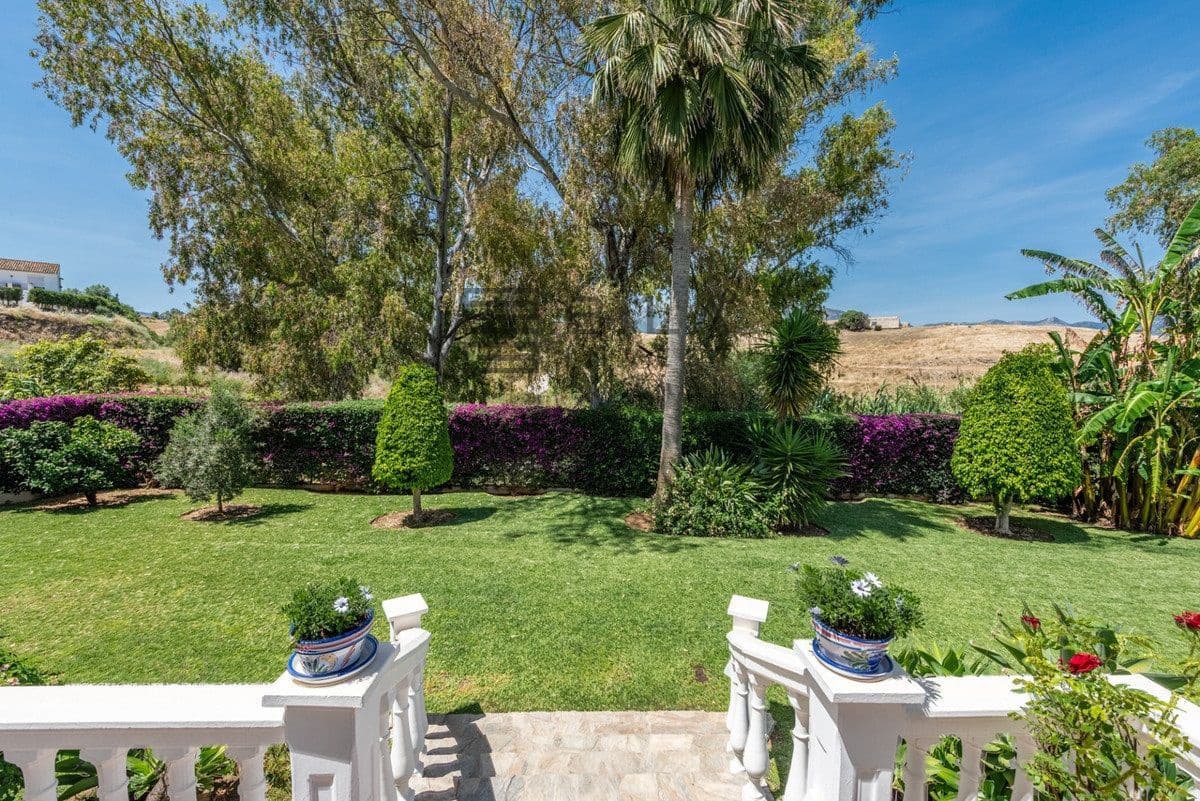 5 Zimmer Villa zu verkaufen in Cerro del Aguila mit Pool Garage - 975.000 € (Ref: 9911904)