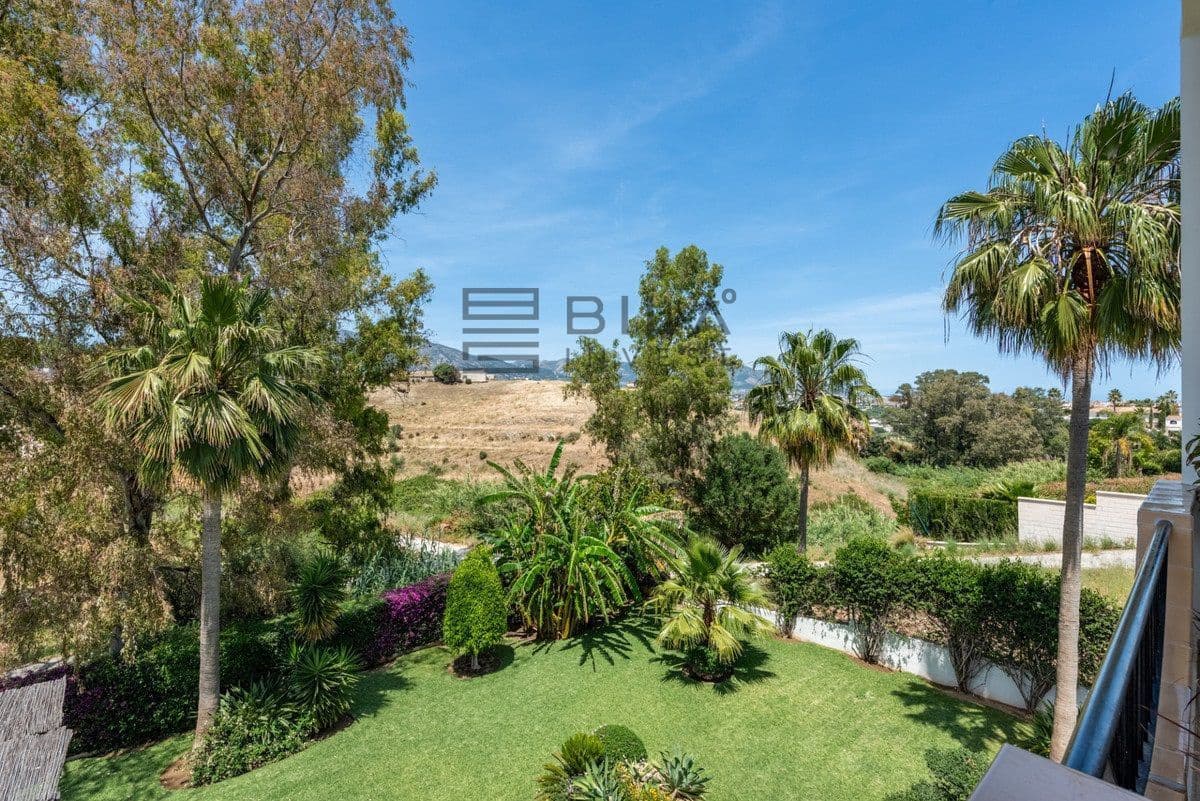 5 Zimmer Villa zu verkaufen in Cerro del Aguila mit Pool Garage - 975.000 € (Ref: 9911904)