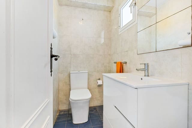 4 Zimmer Haus zu verkaufen in Benalmádena mit Pool Garage - 527.000 € (Ref: 10004342)