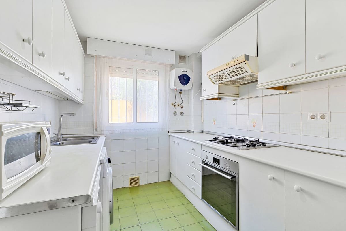 4 Zimmer Haus zu verkaufen in Benalmadena mit Pool Garage - 527.000 € (Ref: 10004342)