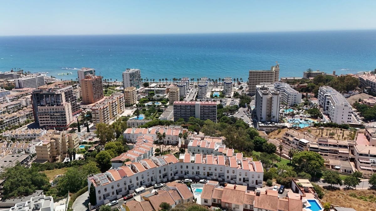 4 Zimmer Haus zu verkaufen in Benalmadena mit Pool Garage - 527.000 € (Ref: 10004342)