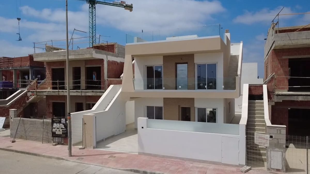 2 bedroom Apartment for sale in San Javier with pool - € 339,000 (Ref: 10007757)