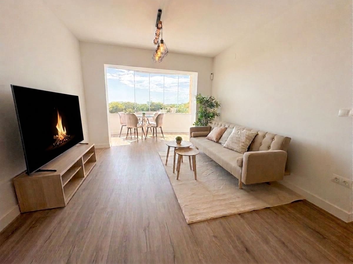 2 bedroom Penthouse for sale in Calahonda with pool garage - € 399,000 (Ref: 10027612)