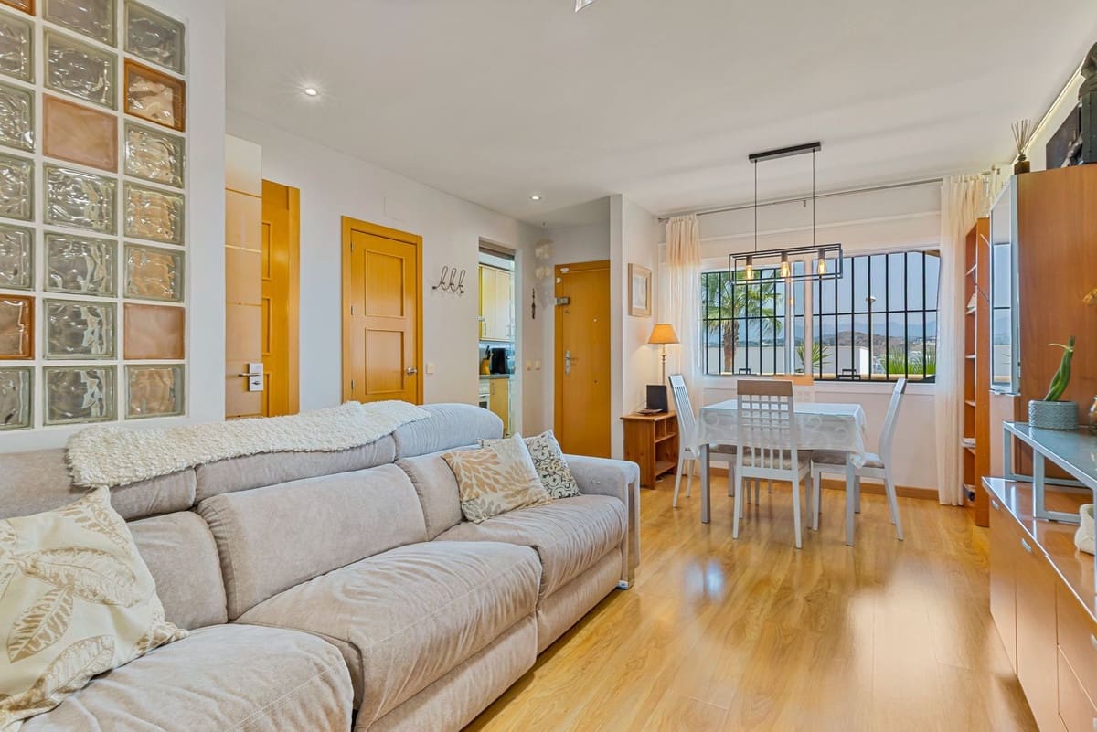 Apartamento de 3 habitaciones en La Cala de Mijas en venta con piscina garaje - 490.000 € (Ref: 10029876)