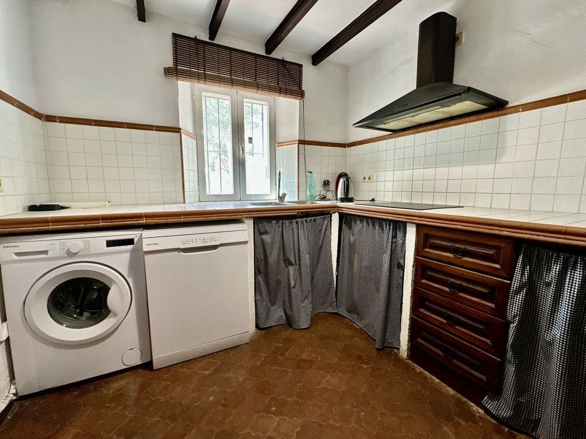 3 slaapkamer Villa te koop in Benalmadena met garage - € 1.590.000 (Ref: 10041474)