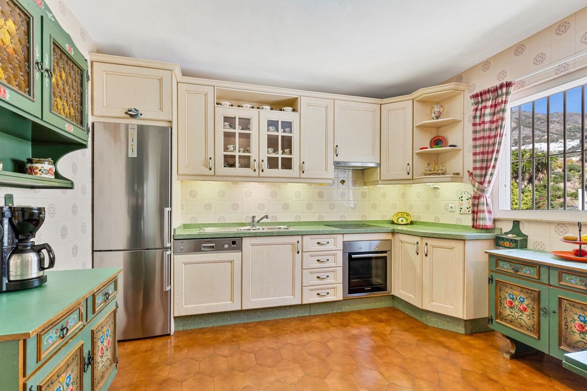 4 Zimmer Villa zu verkaufen in Mijas mit Garage - 850.000 € (Ref: 10121056)