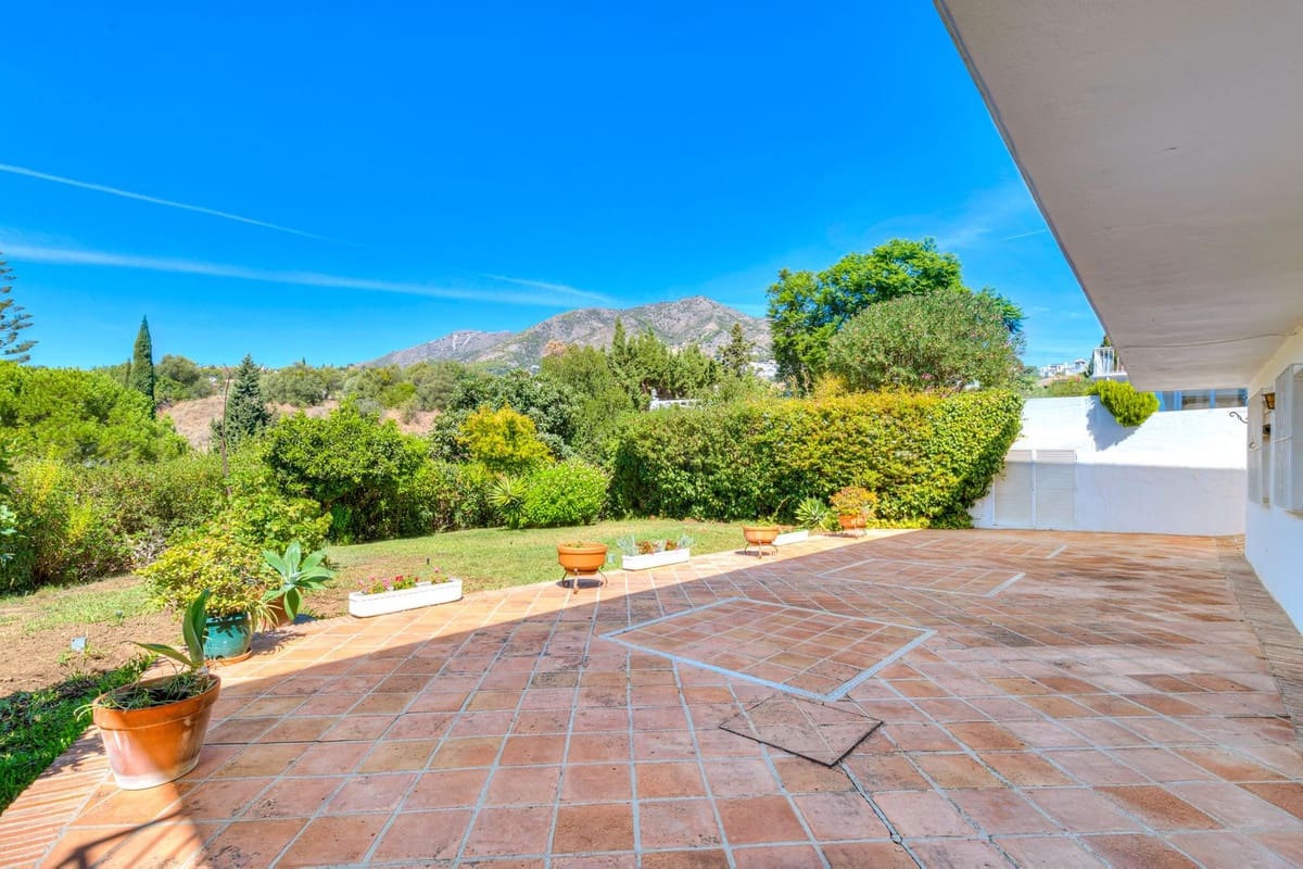 4 Zimmer Villa zu verkaufen in Mijas mit Garage - 850.000 € (Ref: 10121056)