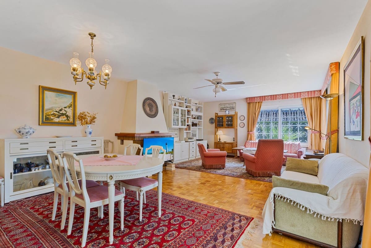 4 Zimmer Villa zu verkaufen in Mijas mit Garage - 850.000 € (Ref: 10121056)
